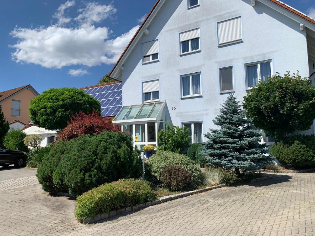 Jimmy Gastronomie & Uebernachtung Hotell Altheim  Exteriör bild
