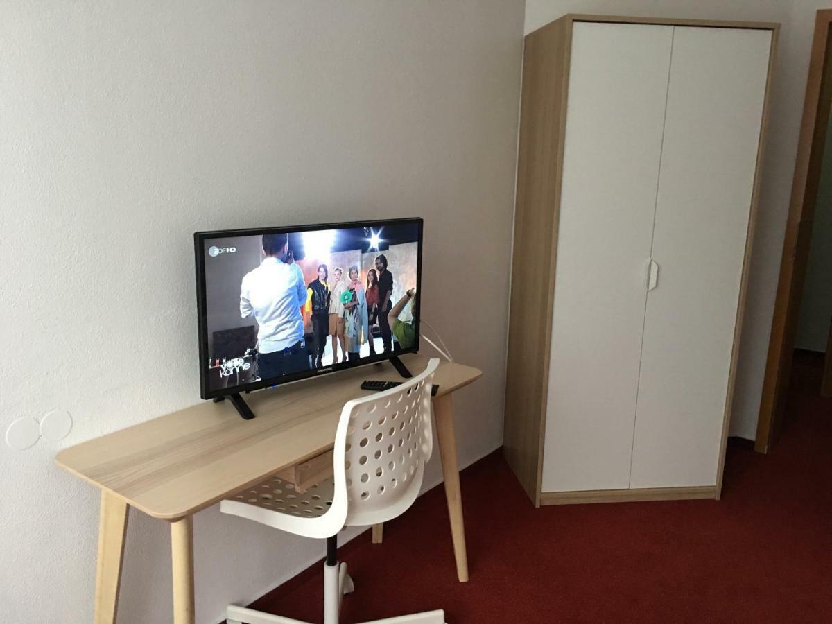 Jimmy Gastronomie & Uebernachtung Hotell Altheim  Exteriör bild